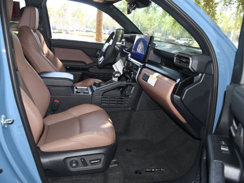 New 2026 Toyota 4Runner Limited AWD/4WD image 11
