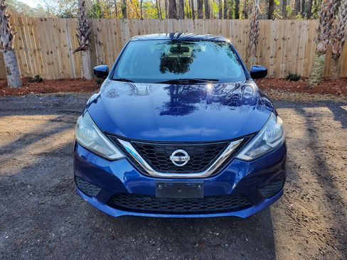 Used 2017 Nissan Sentra S image 7