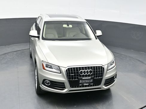 Used 2017 Audi Q5 2.0T Premium Plus w/ Technology Package AWD/4WD image 31