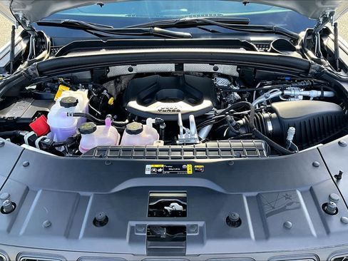 New 2025 Jeep Grand Cherokee Trailhawk w/ Advanced Protech Group II image 9