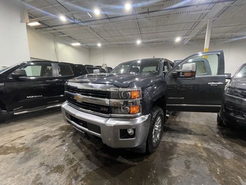 Used 2017 Chevrolet Silverado 2500 LTZ w/ Duramax Plus Package image 7