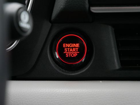 Certified 2024 Honda Pilot Elite image 29