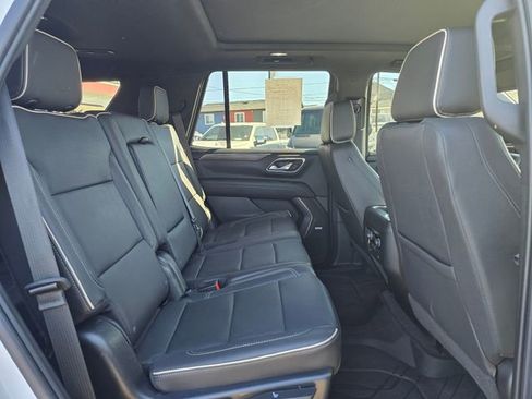 Used 2023 Chevrolet Tahoe Premier w/ Premium Package image 12