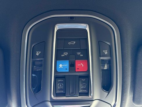 New 2026 Jeep Grand Cherokee Altitude AWD/4WD image 31