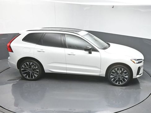 Used 2026 Volvo XC60 B5 Ultra w/ Protection Package Premier image 50