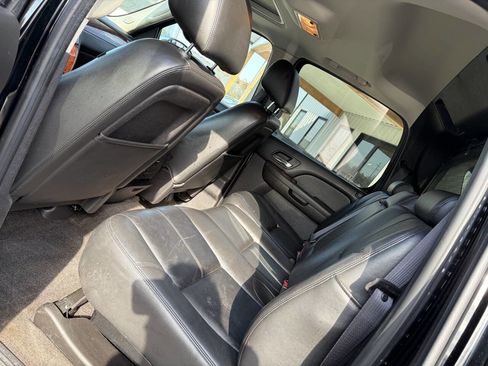 Used 2012 Chevrolet Avalanche LT w/ All-Star Edition image 17