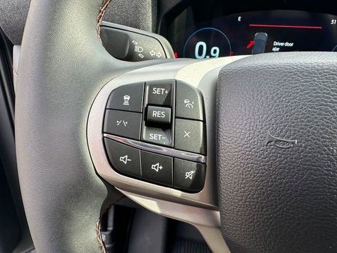 New 2026 Ford Explorer Active w/ Active Comfort Package image 13