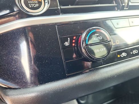 Certified 2024 Nissan Pathfinder SV AWD/4WD image 22