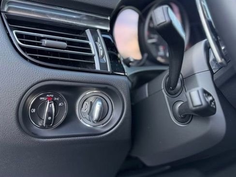 Certified 2026 Porsche Macan image 16