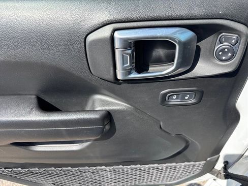 Used 2021 Jeep Wrangler Unlimited Sport AWD/4WD image 19