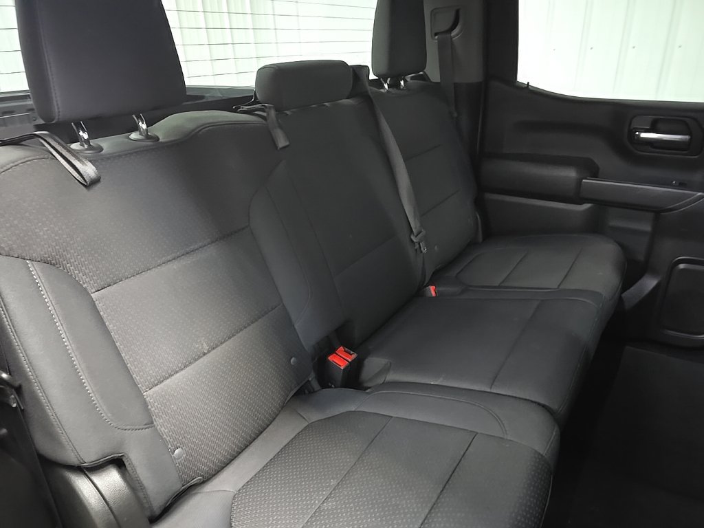 Used 2019 Chevrolet Silverado 1500 Custom w/ Custom Value Package AWD/4WD image 17