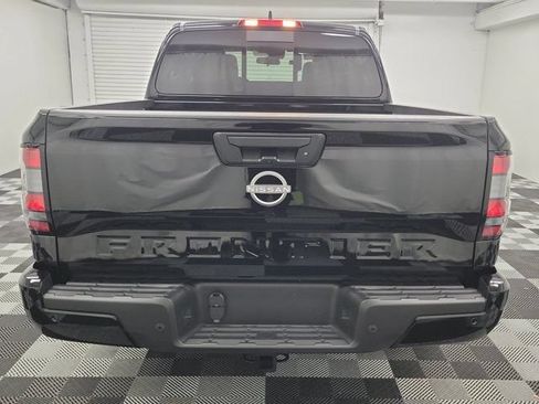 Used 2026 Nissan Frontier SV w/ SV Convenience Package RWD image 5