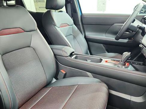 New 2025 Nissan Kicks SR image 23