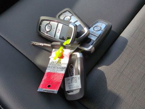 New 2026 Ford Transit 250 148 Medium Roof w/ Load Area Protection Package RWD image 27