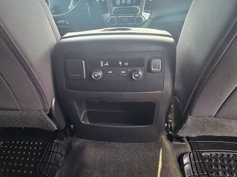 Used 2017 Chevrolet Tahoe LS RWD image 19