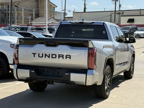 Used 2022 Toyota Tundra Platinum RWD image 4