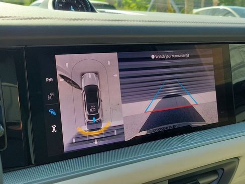 New 2026 Porsche Cayenne Coupe AWD/4WD image 31
