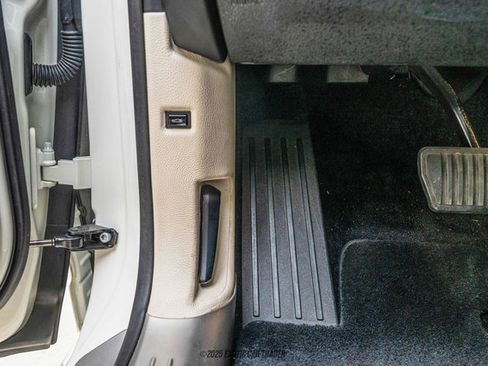 Used 2015 Rolls-Royce Ghost image 68