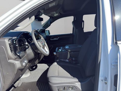 New 2026 GMC Sierra 1500 Elevation image 28