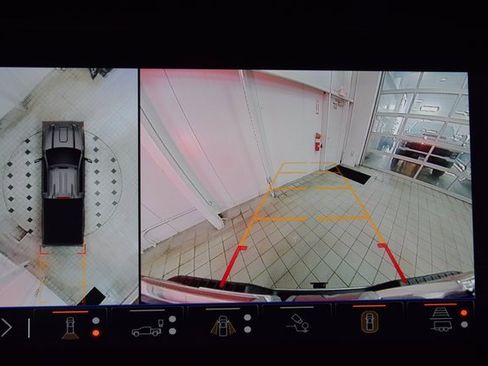 Used 2024 GMC Sierra 2500 AT4 w/ AT4 Premium Plus Package image 59