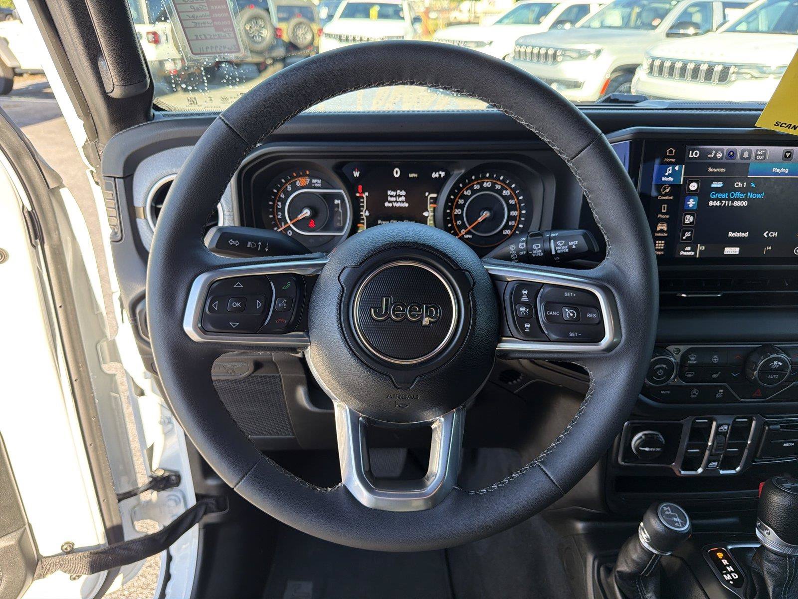 Used 2026 Jeep Wrangler Unlimited Sahara AWD/4WD image 21