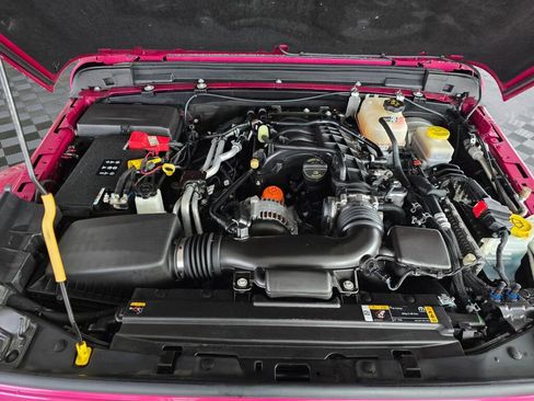 Used 2022 Jeep Wrangler Unlimited Sahara image 9