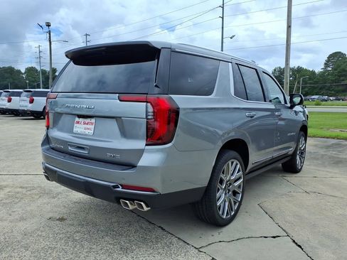 New 2026 GMC Yukon Denali Ultimate AWD/4WD image 7