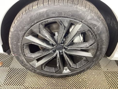 New 2026 Audi Q7 3.0T Premium Plus image 8