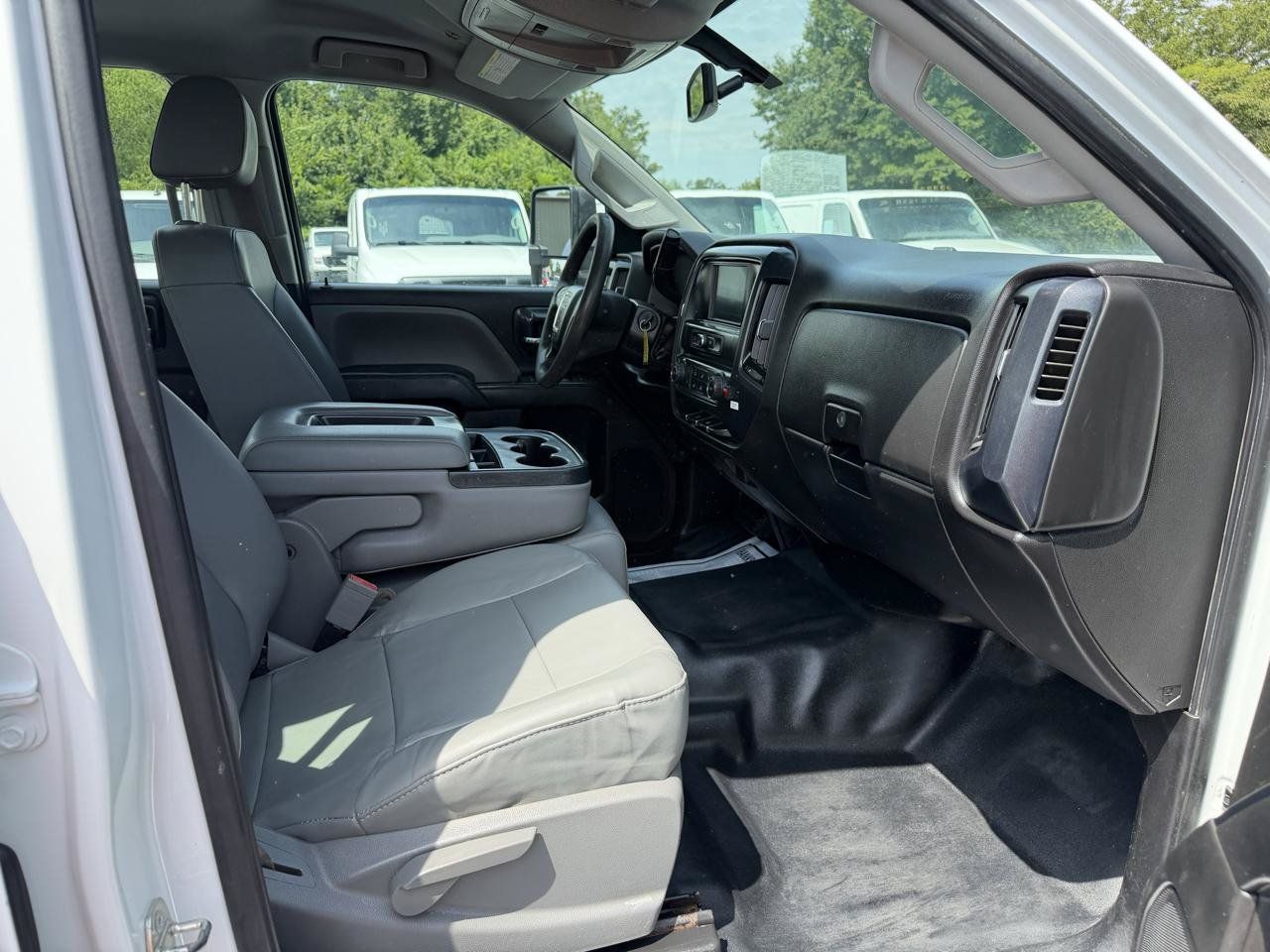 Used 2016 GMC Sierra 3500 2WD Crew Cab w/ Sierra Convenience Package image 12