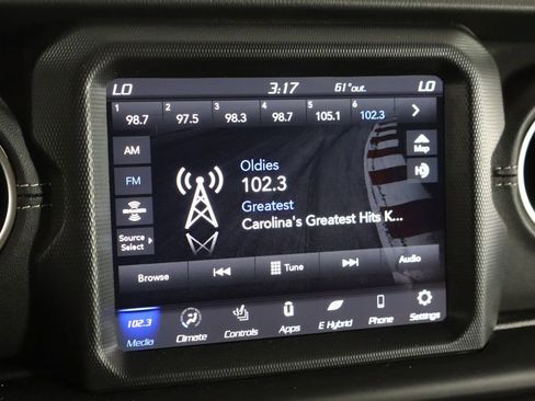 Used 2023 Jeep Wrangler Unlimited Rubicon 4xe w/ Cold Weather Group AWD/4WD image 28