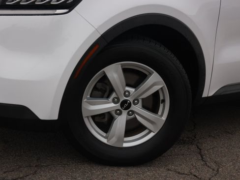 Used 2022 Kia Sorento LX FWD image 27