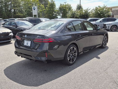 New 2027 BMW 530i xDrive w/ M Sport Package AWD/4WD image 3