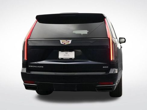 Used 2021 Cadillac Escalade Sport w/ Driver Assist Tech Package AWD/4WD image 4