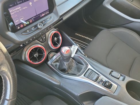 Used 2020 Chevrolet Camaro SS image 8