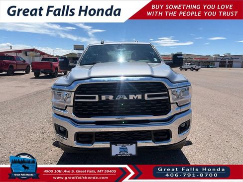 Used 2024 RAM 2500 Big Horn w/ Bed Utility Group AWD/4WD image 2