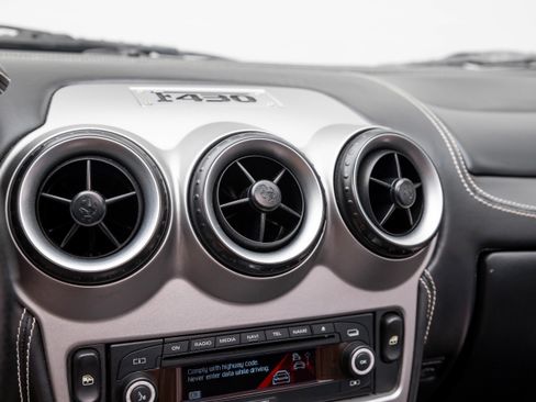 Used 2007 Ferrari F430 Spider image 26