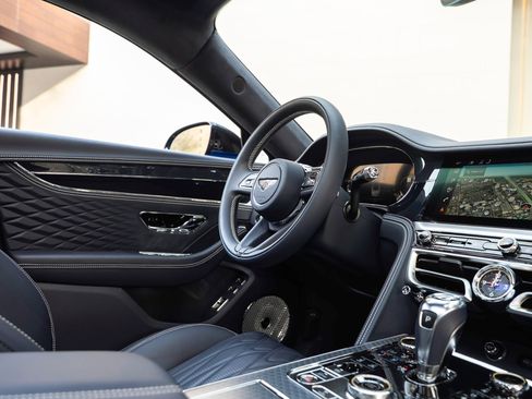 Certified 2026 Bentley Flying Spur Plug-In Hybrid AWD/4WD image 63