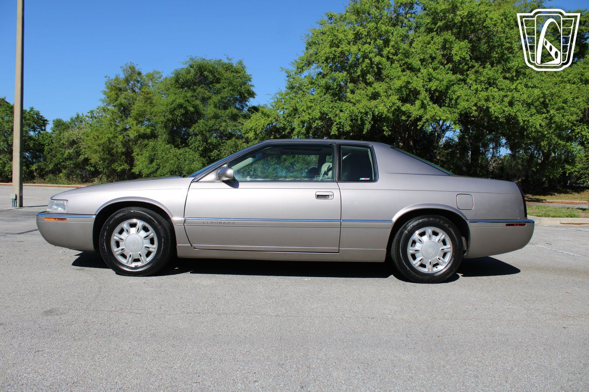 Used 1996 Cadillac Eldorado FWD image 19