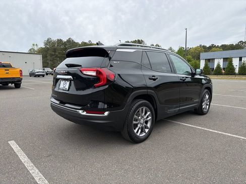 Used 2024 GMC Terrain SLT FWD image 5