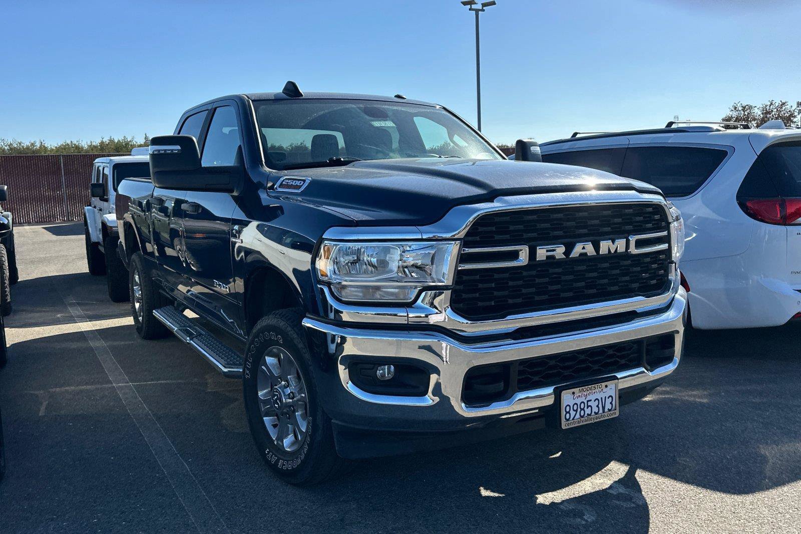 Used 2024 RAM 2500 Big Horn AWD/4WD image 2