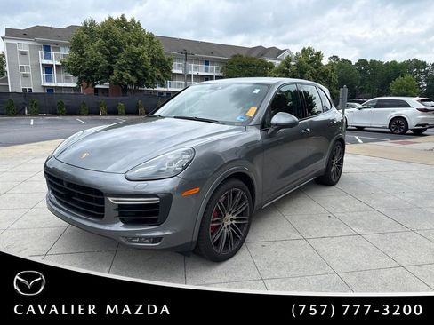 Used 2018 Porsche Cayenne Turbo AWD/4WD image 3