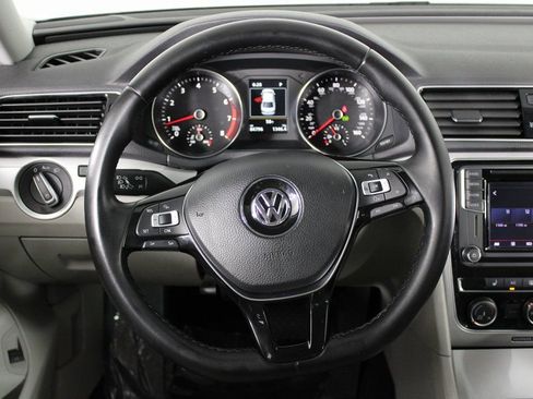 Used 2019 Volkswagen Passat 2.0T Wolfsburg w/ Wheels & Sunroof Package image 7