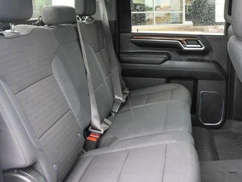 Used 2024 Chevrolet Silverado 2500 LT AWD/4WD image 19