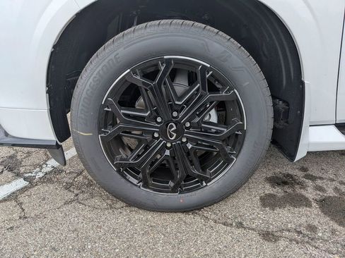 New 2026 INFINITI QX80 4WD w/ Sport Exterior Package image 41