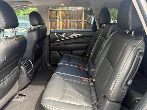 Used 2019 INFINITI QX60 Luxe w/ Essential Package AWD/4WD image 17