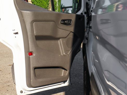 Used 2021 Ford Transit 250 Medium Roof image 18