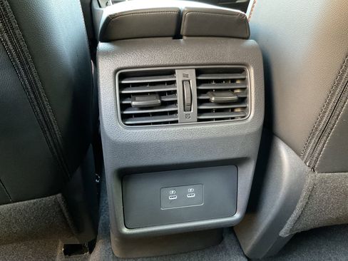 Used 2026 Nissan Rogue SV image 34