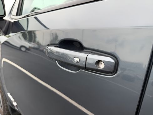 Used 2019 GMC Sierra 1500 AT4 w/ AT4 Premium Package AWD/4WD image 41