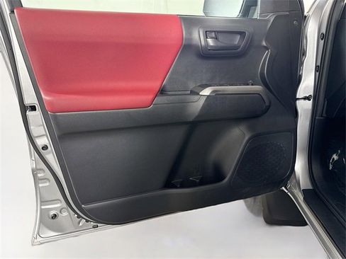 Certified 2021 Toyota Tacoma SR5 image 12