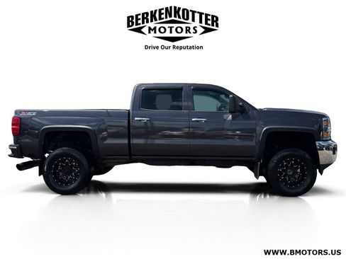 Used 2015 Chevrolet Silverado 2500 LTZ AWD/4WD image 2